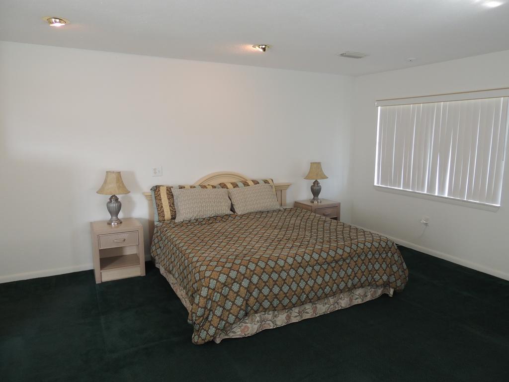 Rodeway Inn & Suites Winter Haven Chain Of Lakes Szoba fotó