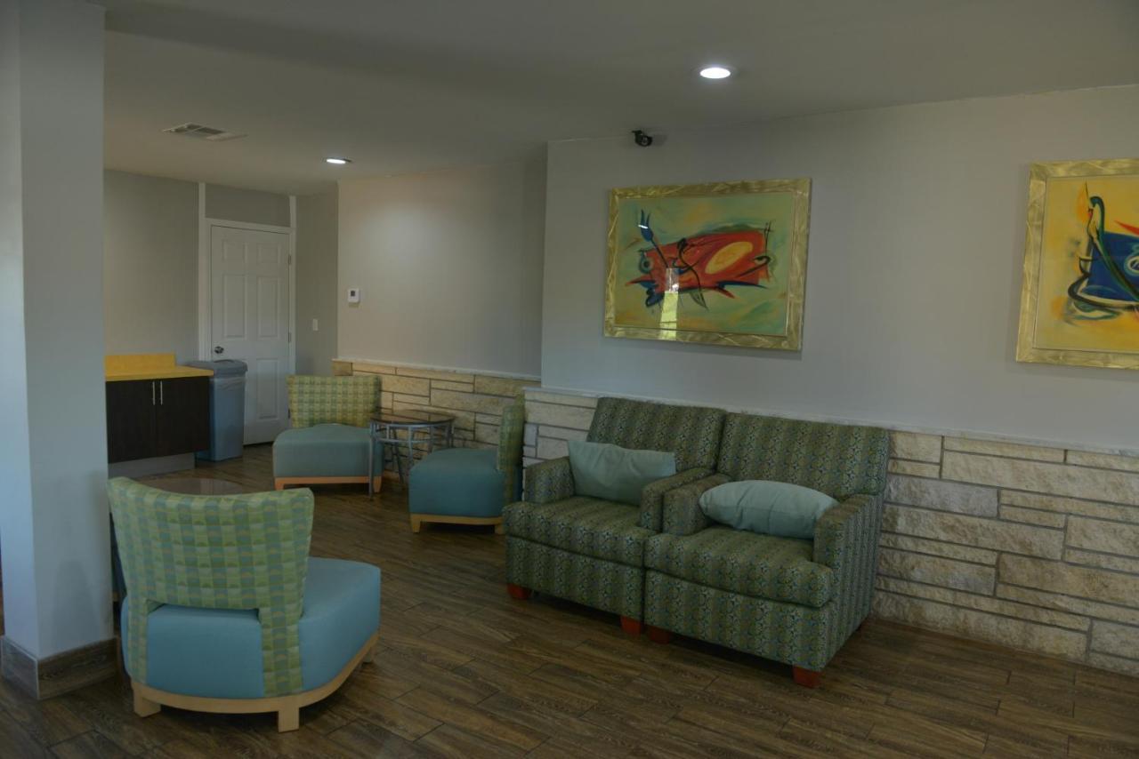 Rodeway Inn & Suites Winter Haven Chain Of Lakes Kültér fotó