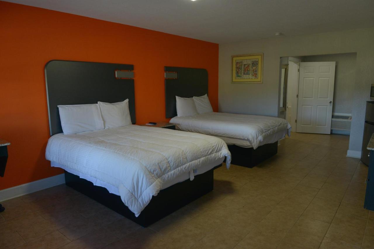 Rodeway Inn & Suites Winter Haven Chain Of Lakes Kültér fotó